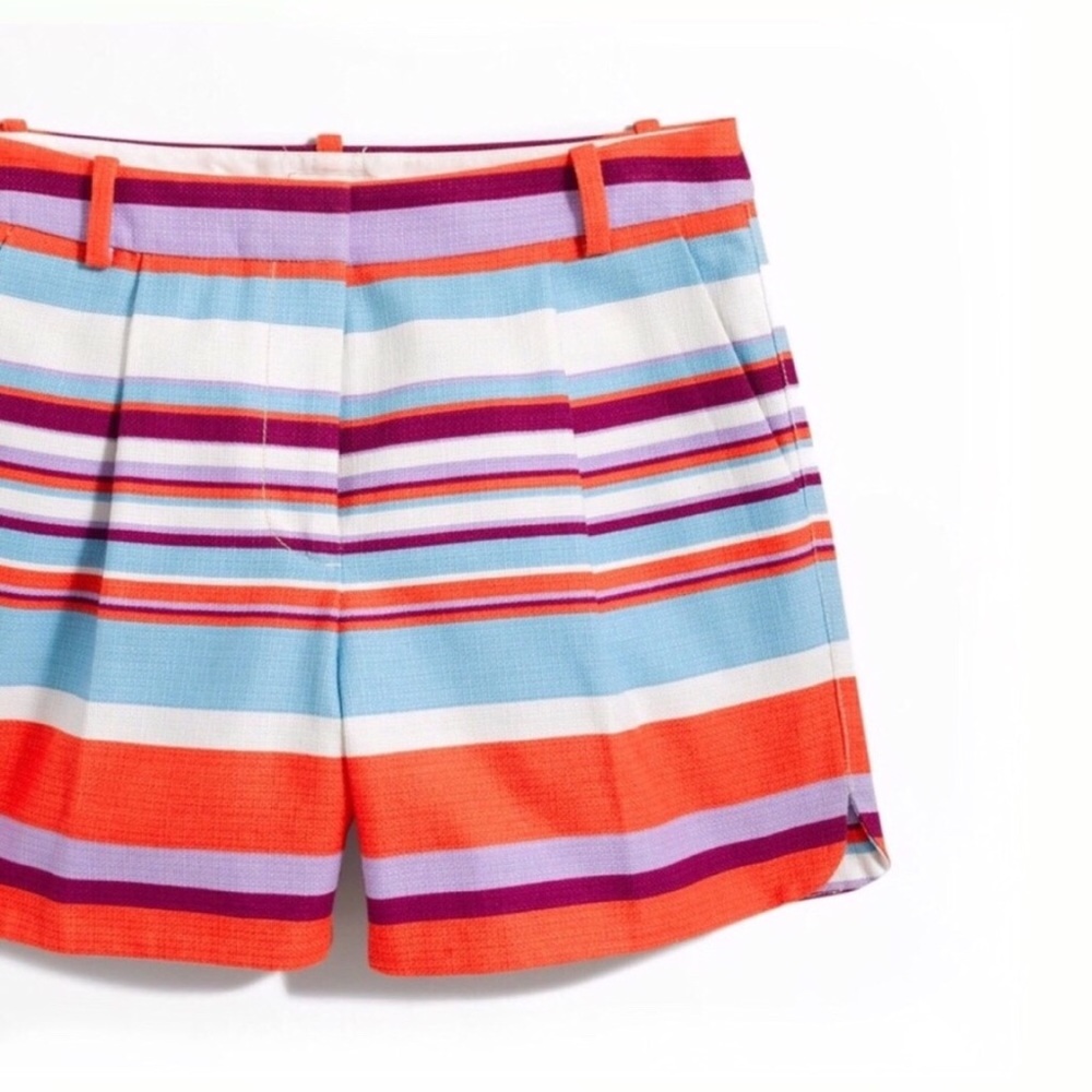 J Crew • High Waist Short with Dolphin Hem Size 6